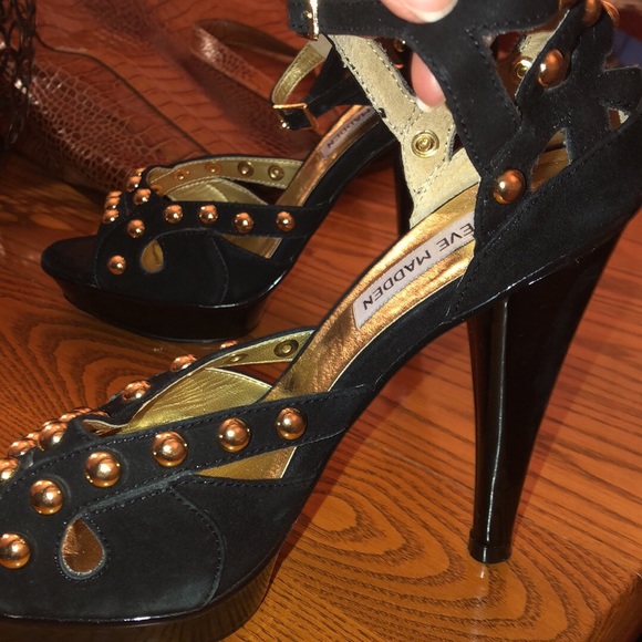 Y2K Steve Madden Pumps Studded - Picture 5 of 5